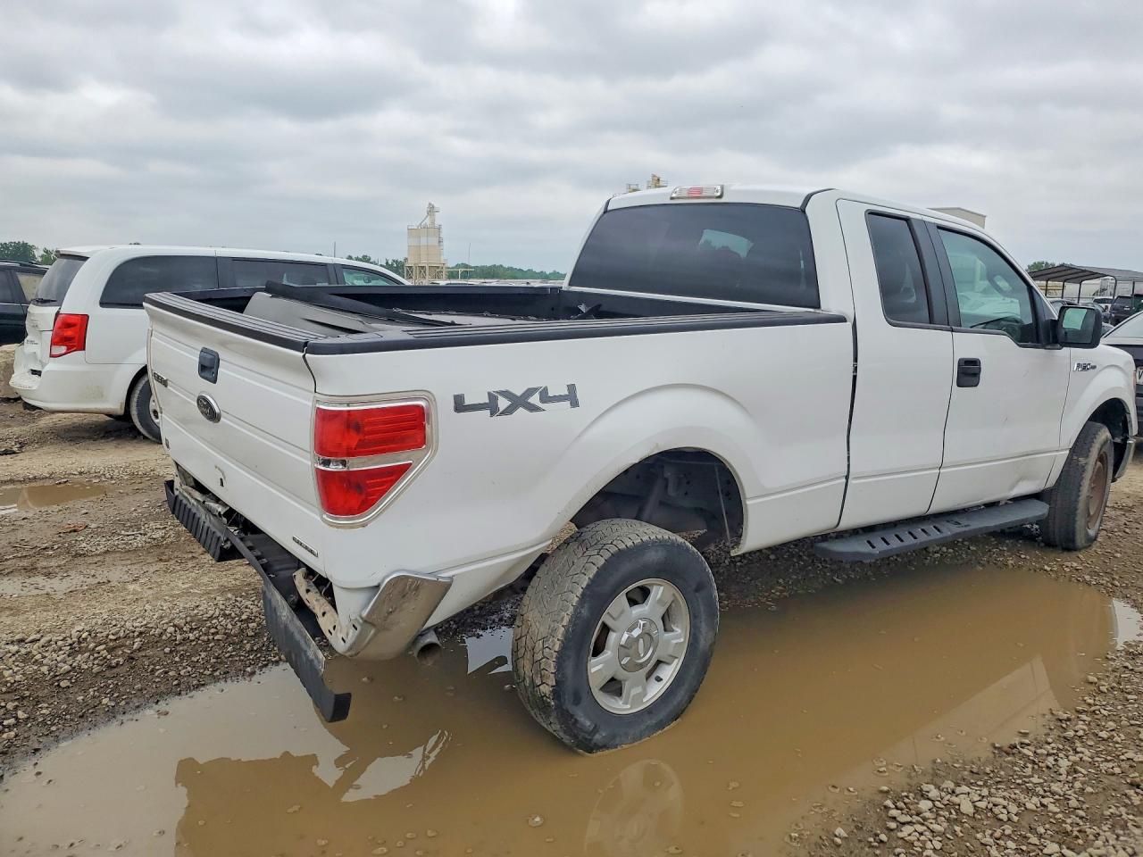 2012 FORD F150