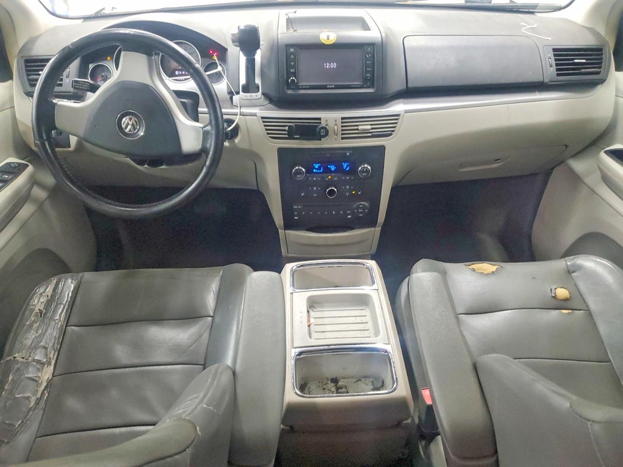 2009 VOLKSWAGEN ROUTAN