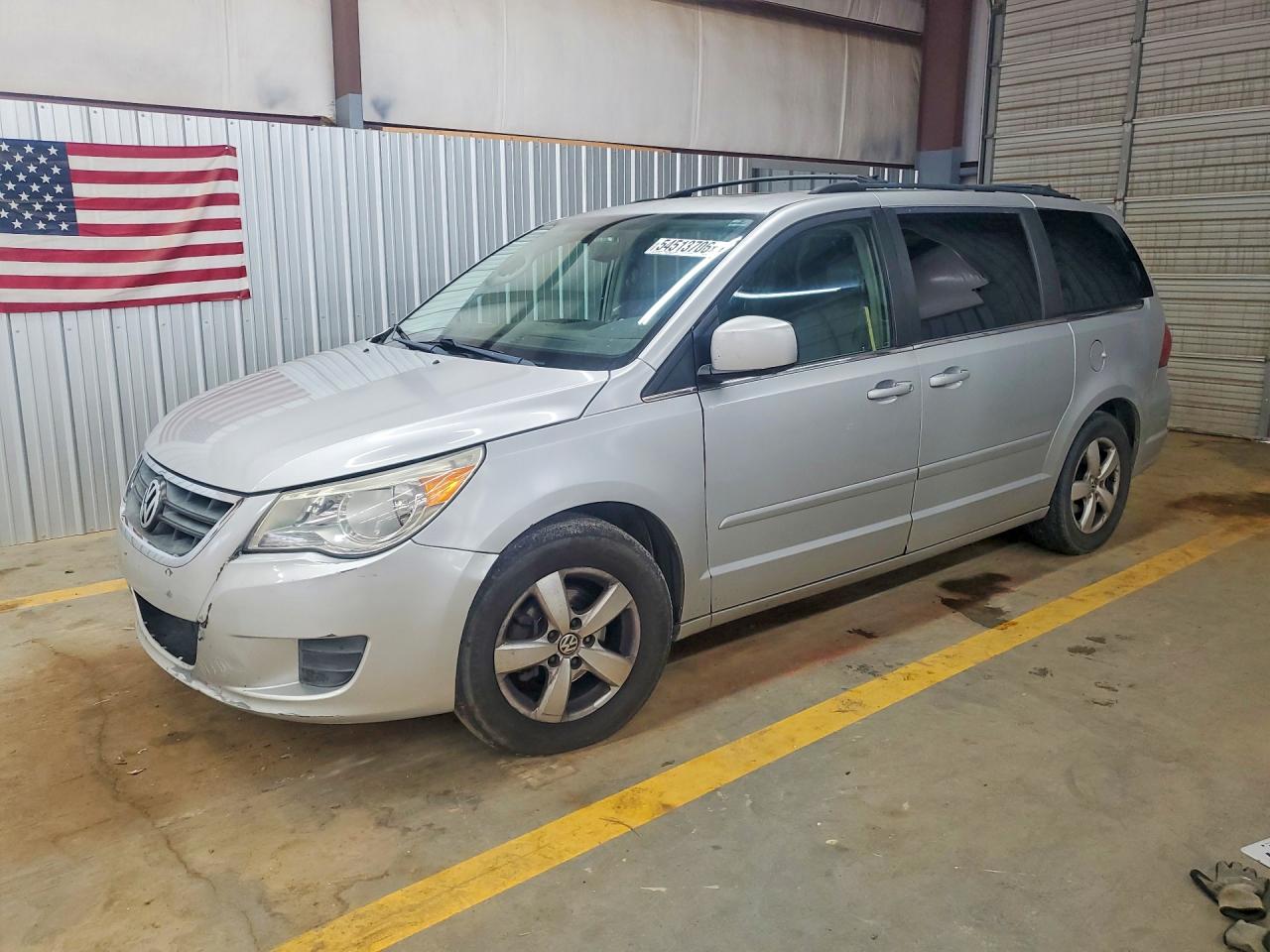 2009 VOLKSWAGEN ROUTAN