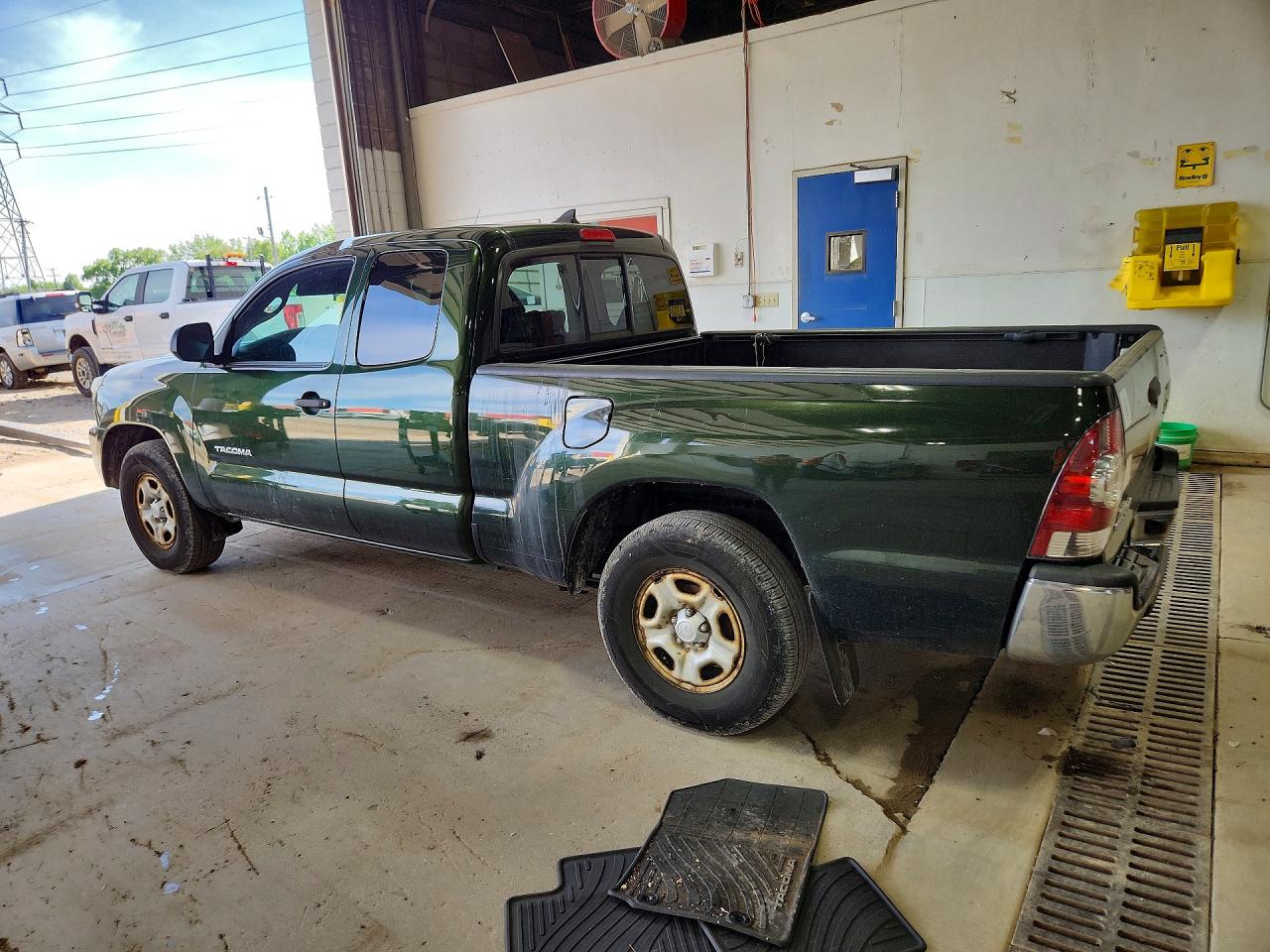 2014 TOYOTA TACOMA