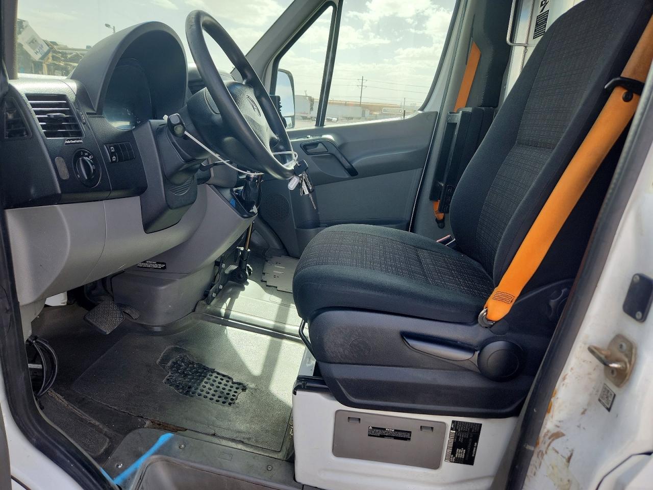 2015 MERCEDES BENZ SPRINTER
