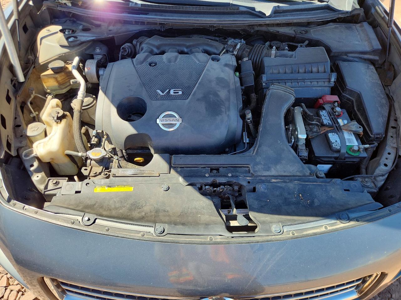 2010 NISSAN MAXIMA