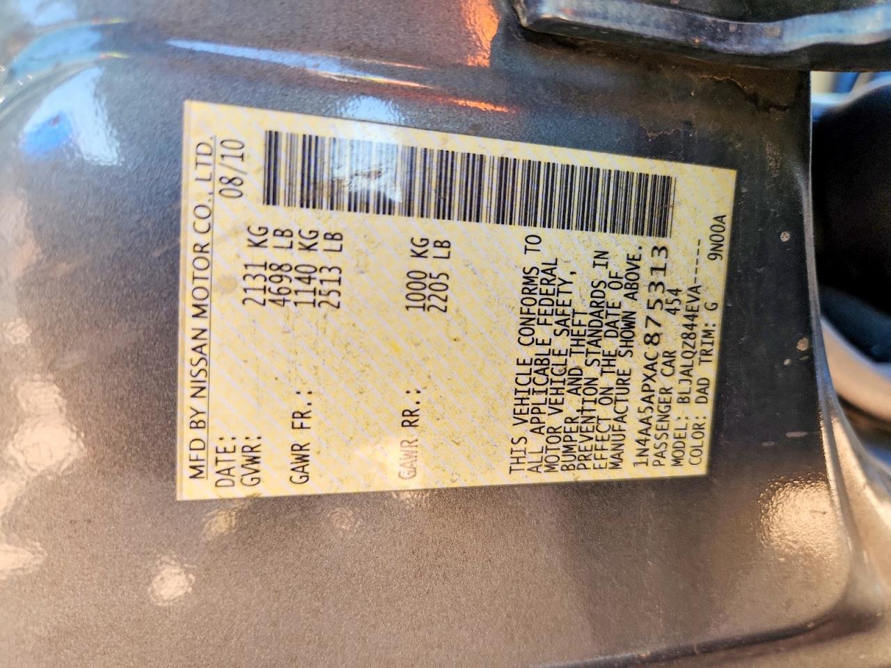 2010 NISSAN MAXIMA