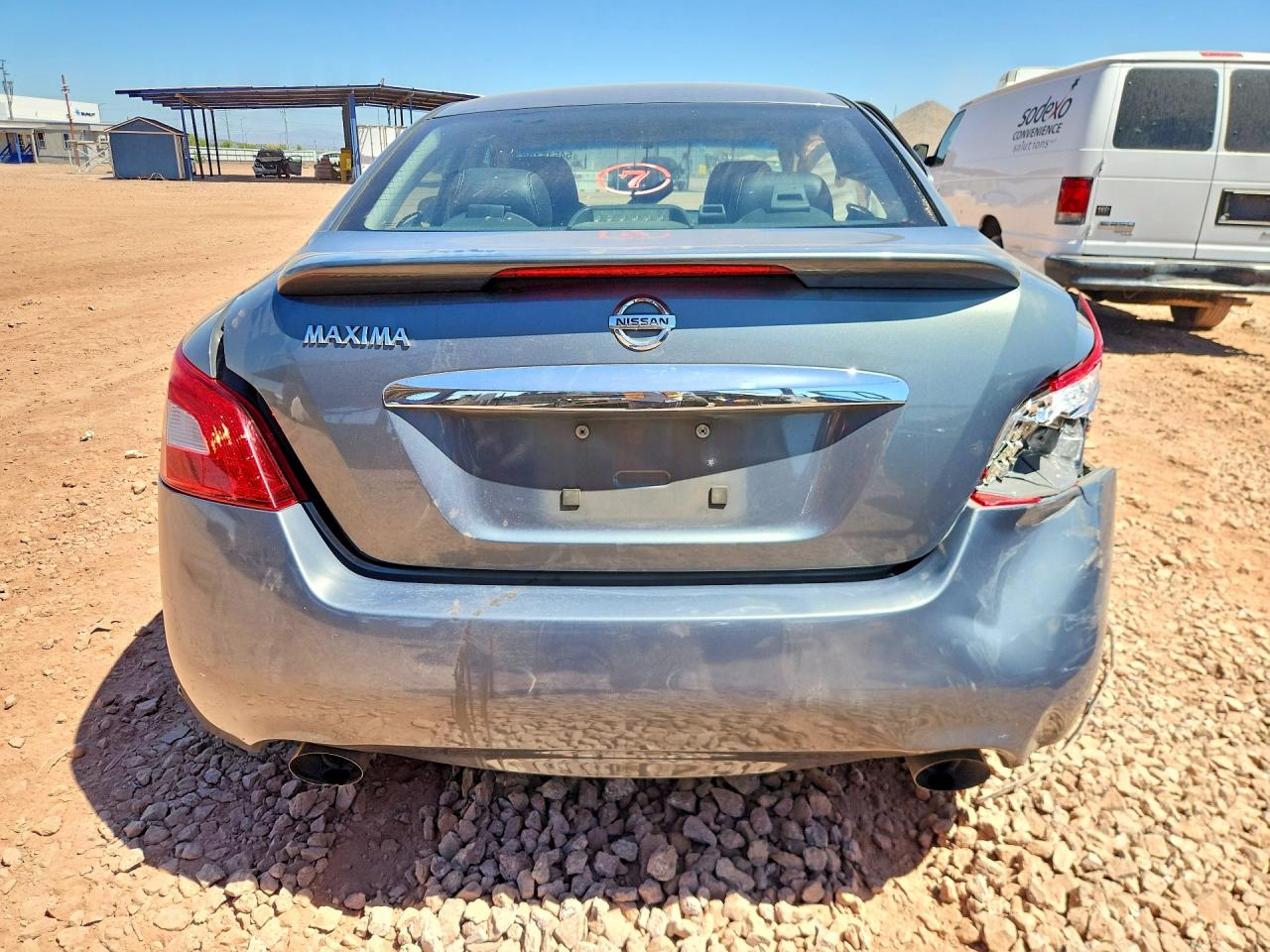 2010 NISSAN MAXIMA