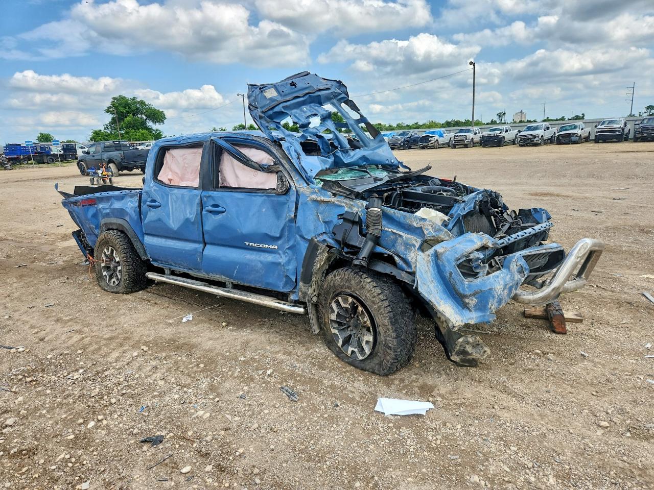 2019 TOYOTA TACOMA