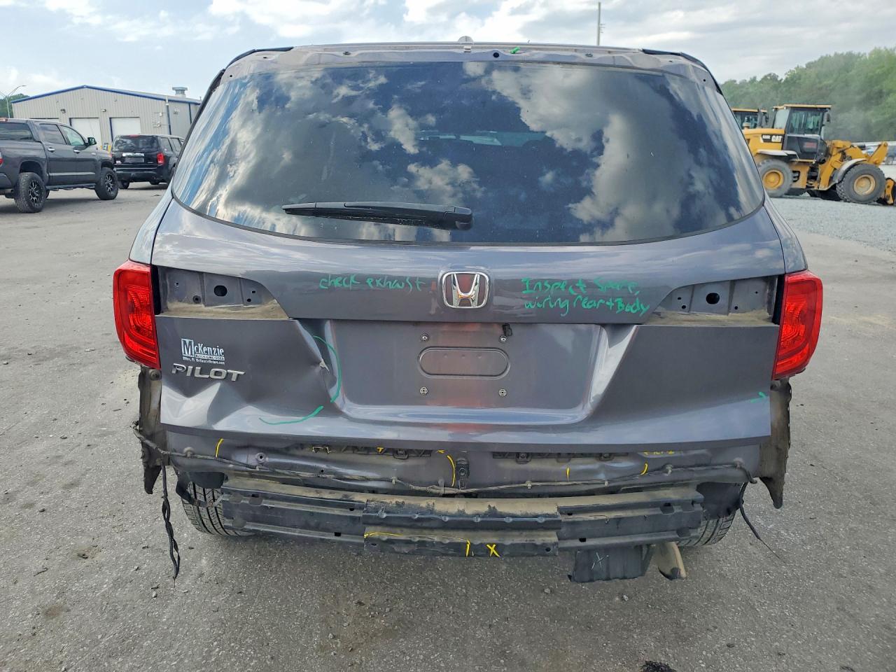 2017 HONDA PILOT