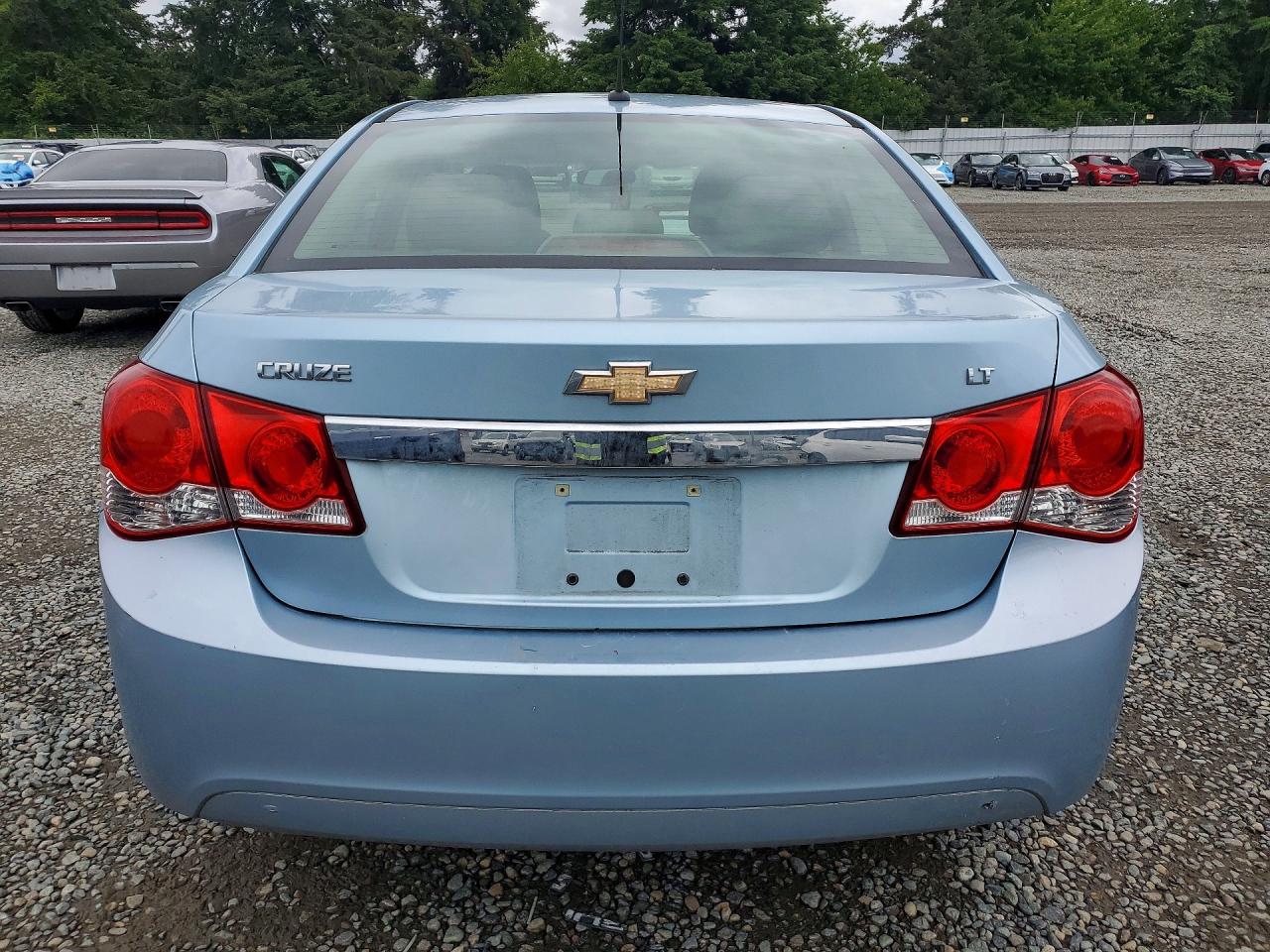 2011 CHEVROLET CRUZE