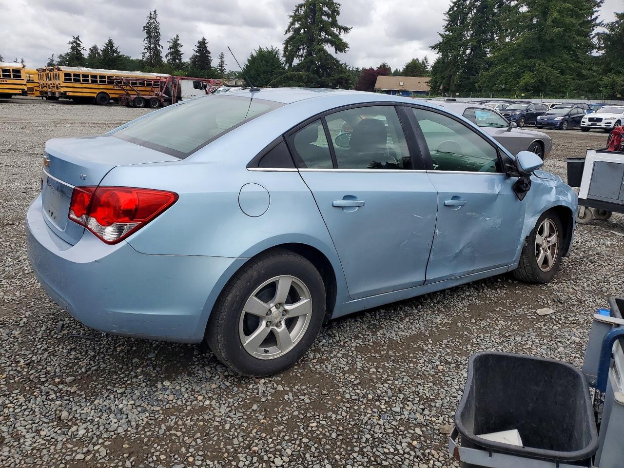 2011 CHEVROLET CRUZE