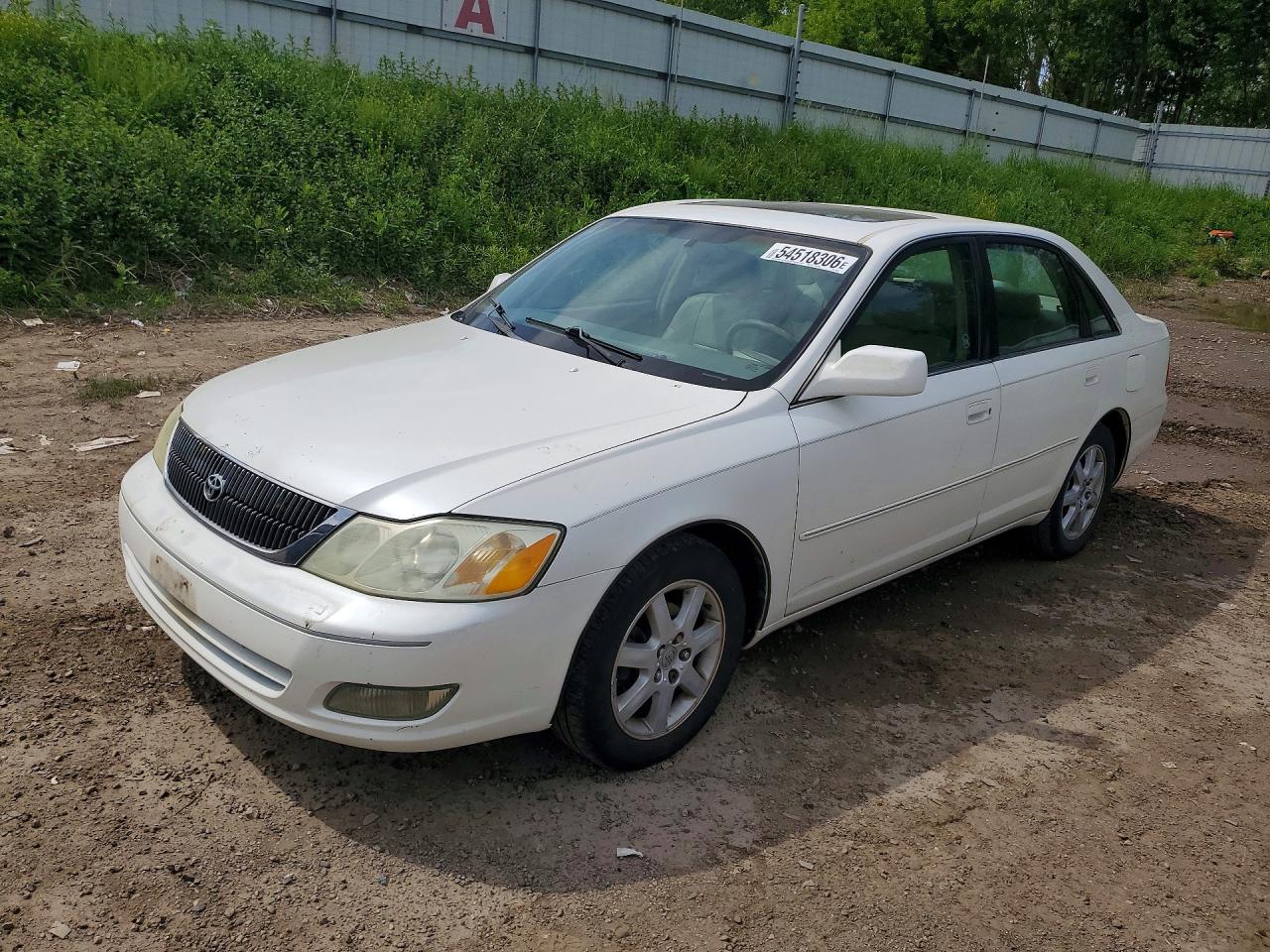 2001 TOYOTA AVALON