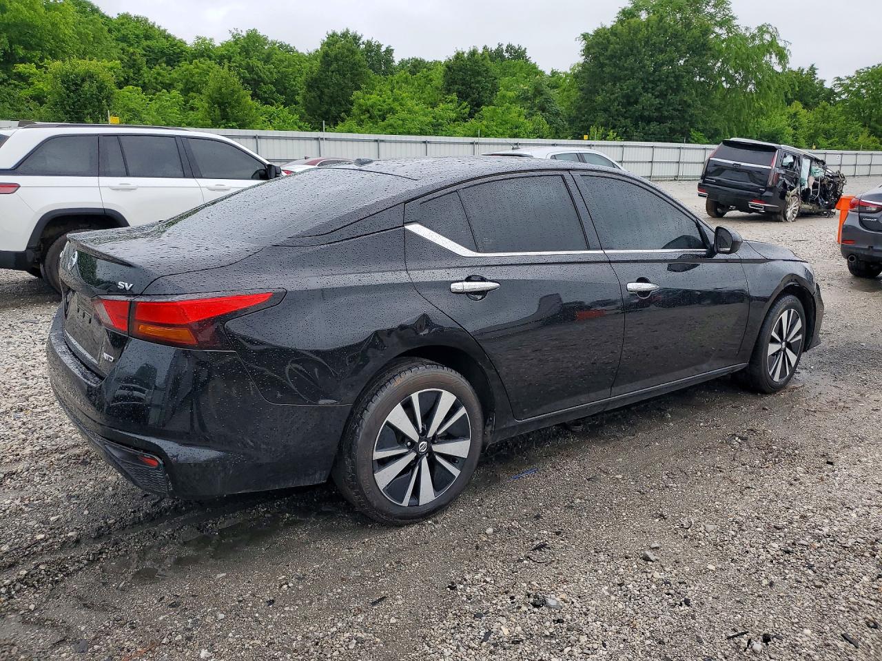 2021 NISSAN ALTIMA