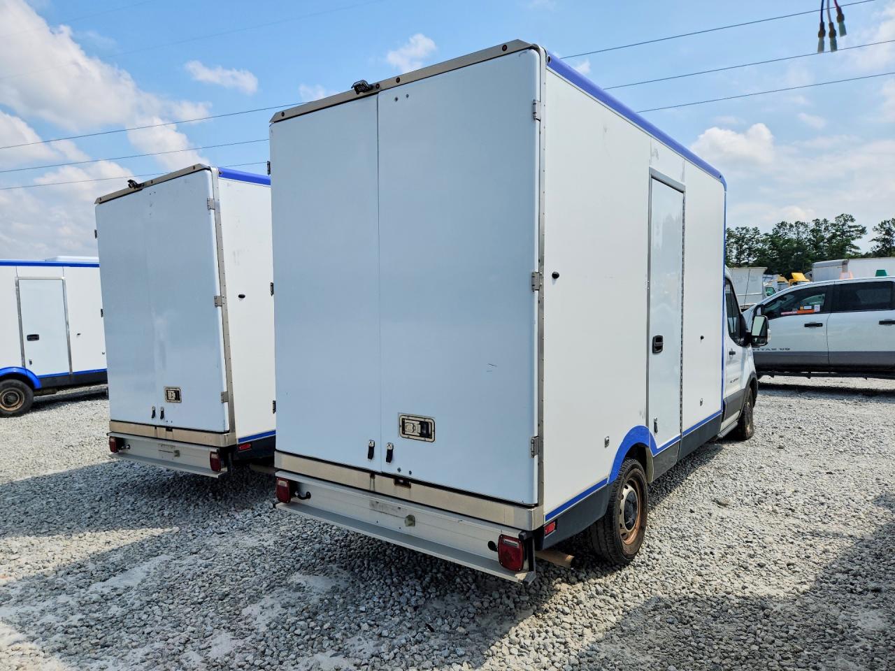 2022 FORD TRANSIT