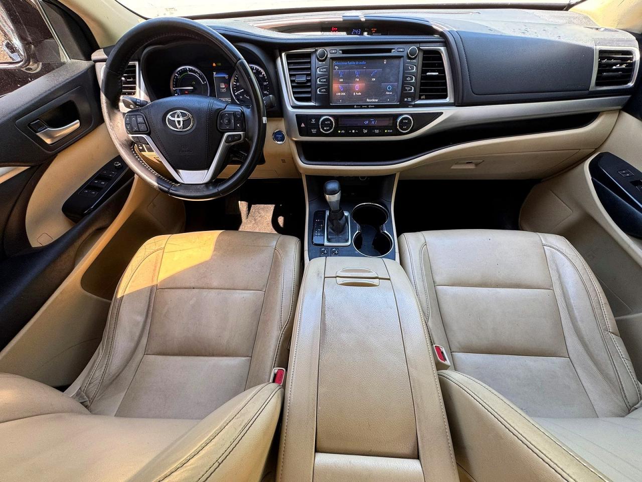2017 TOYOTA HIGHLANDER