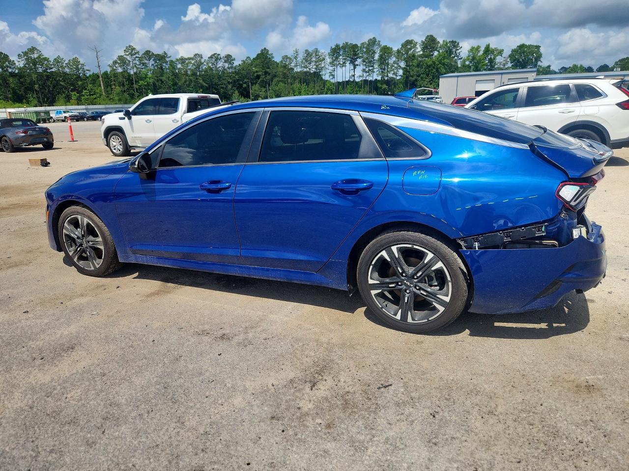 2023 KIA K5