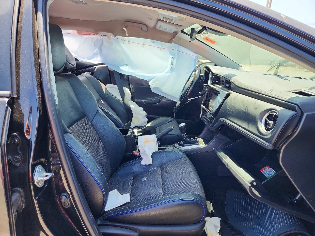 2019 TOYOTA COROLLA