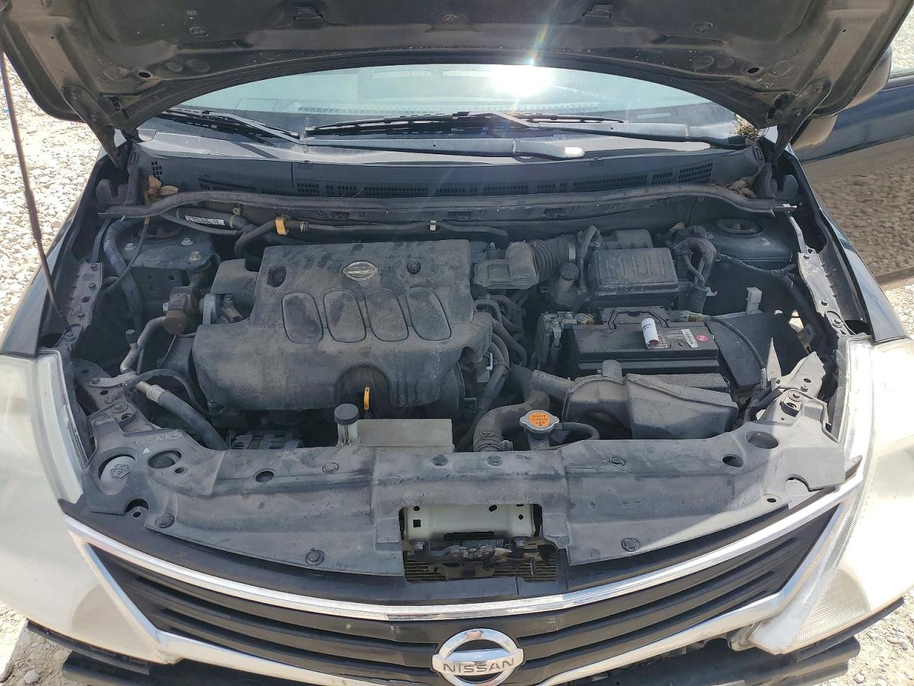 2010 NISSAN VERSA