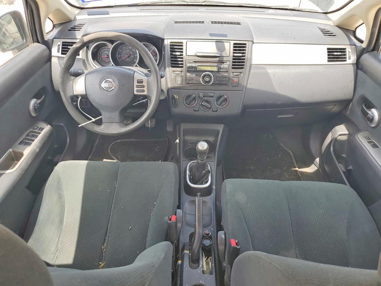 2010 NISSAN VERSA