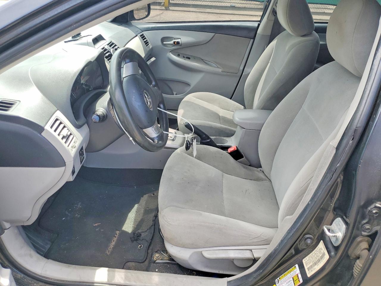 2013 TOYOTA COROLLA
