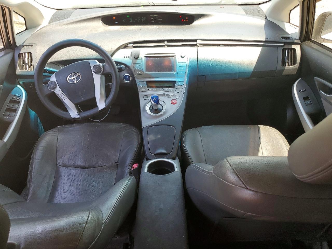 2015 TOYOTA PRIUS