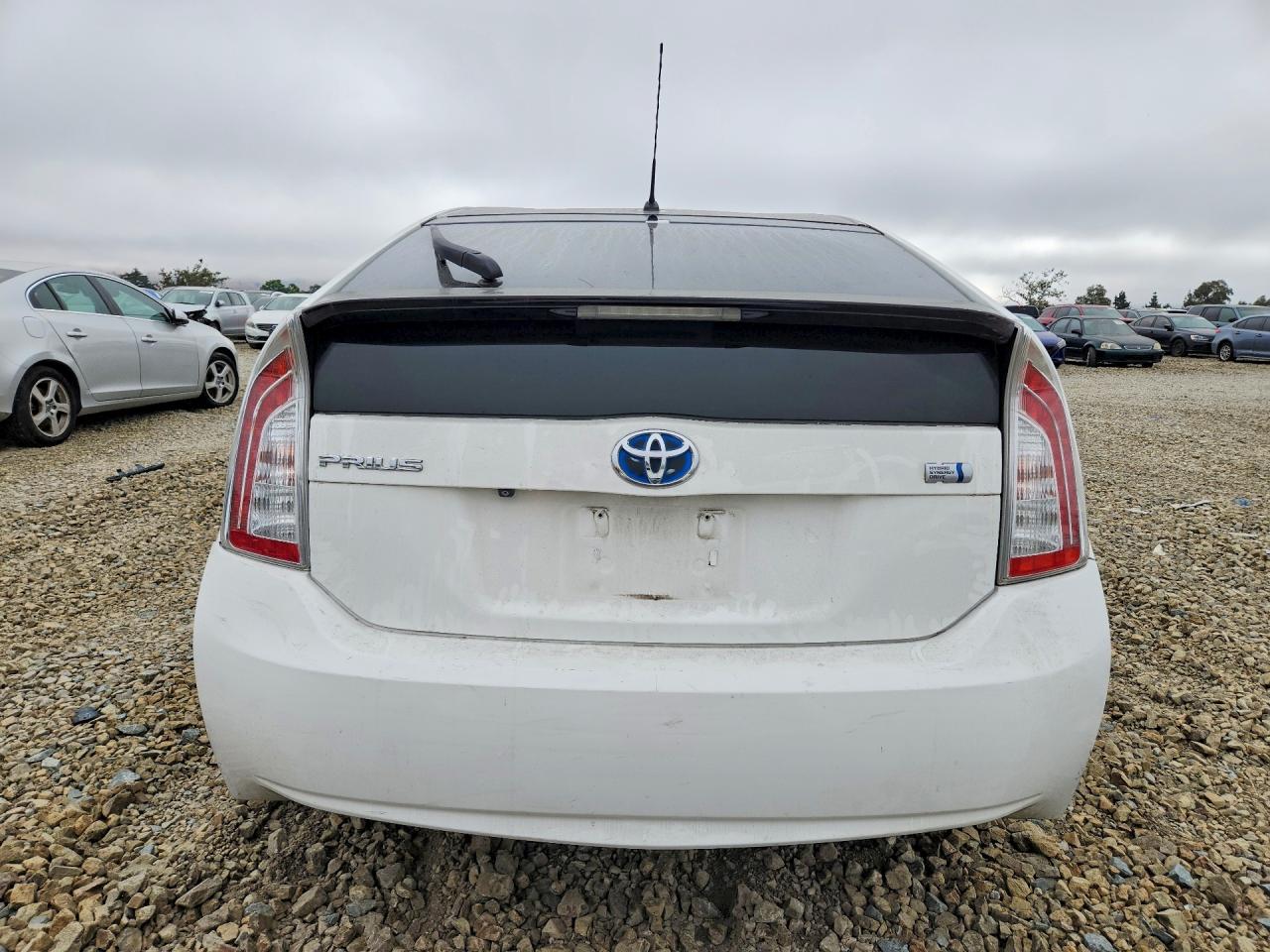 2015 TOYOTA PRIUS
