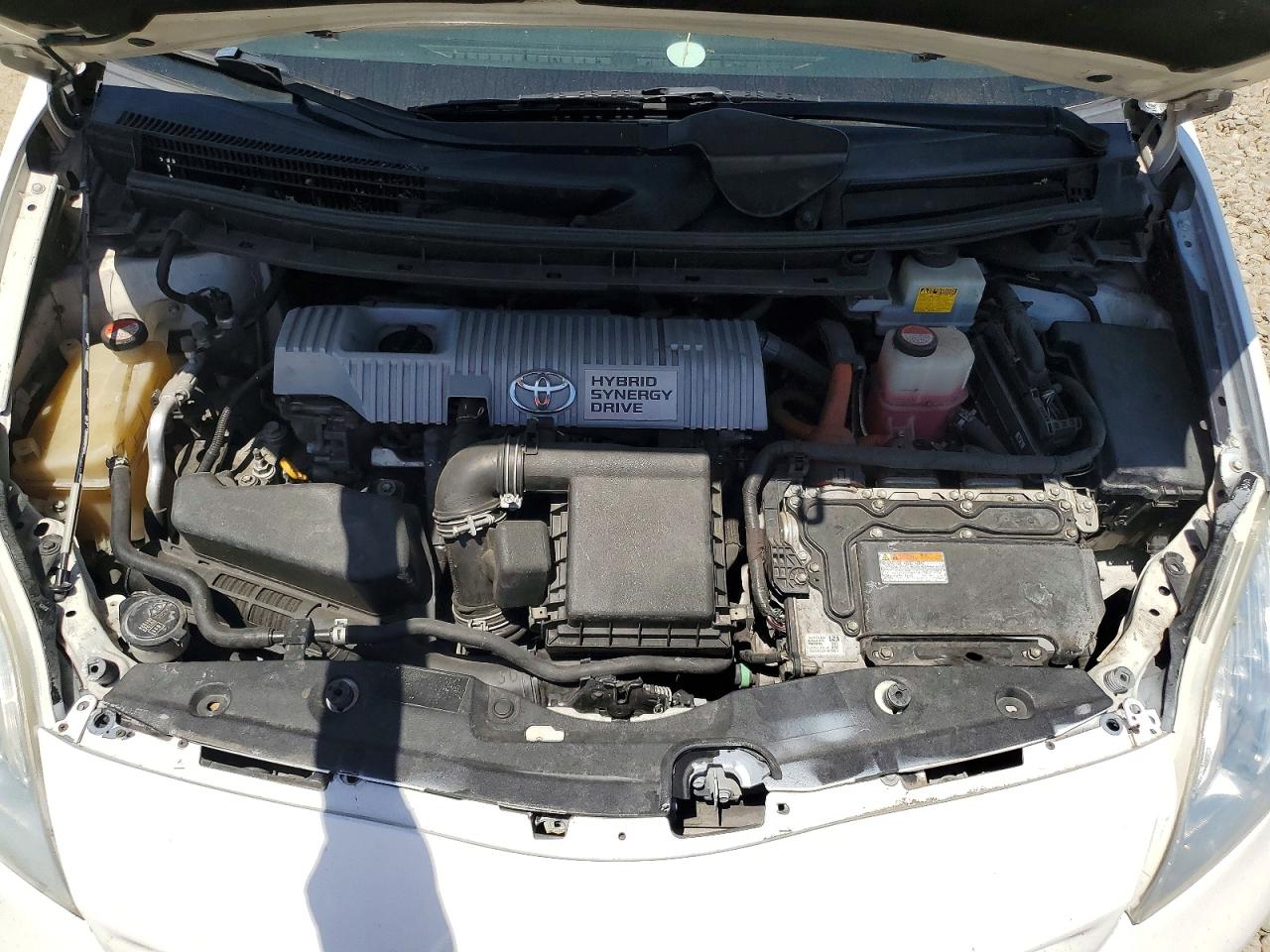 2015 TOYOTA PRIUS
