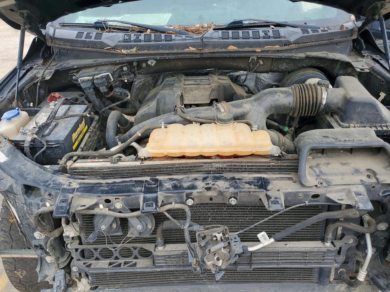 2015 FORD F150 LIGHT