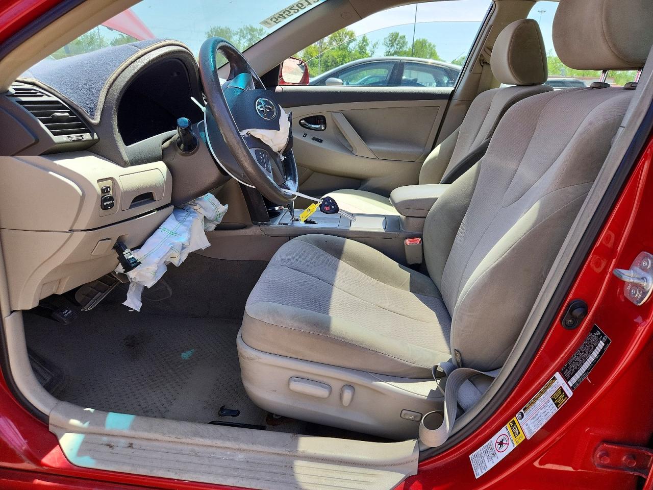 2010 TOYOTA CAMRY