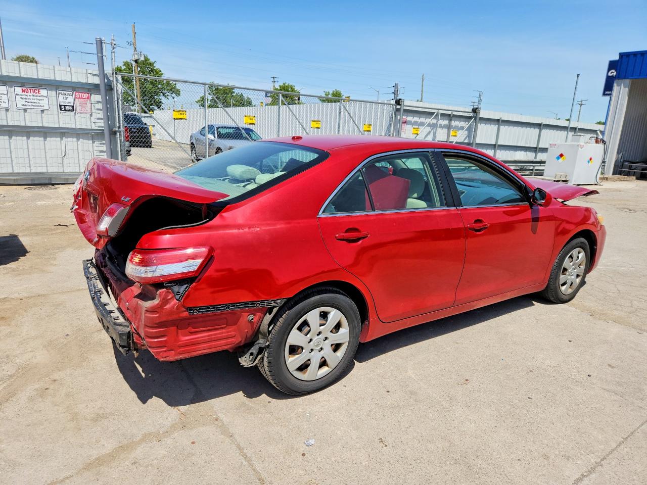 2010 TOYOTA CAMRY