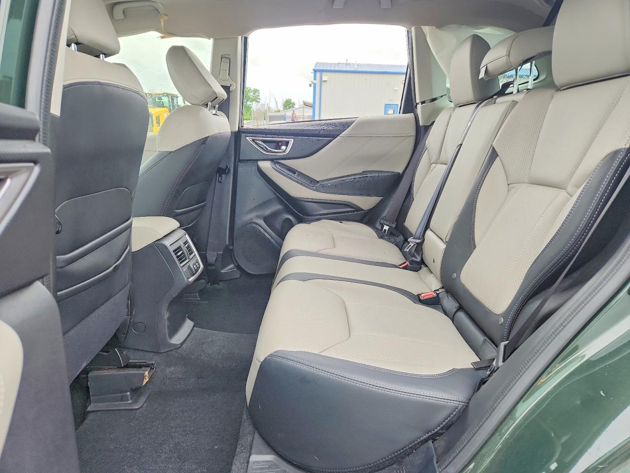 2023 SUBARU FORESTER