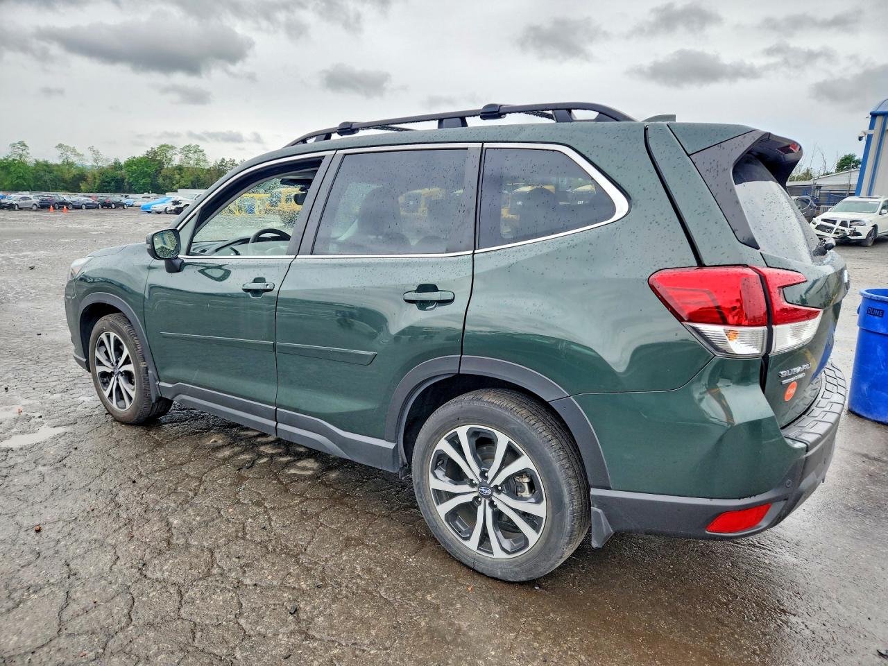 2023 SUBARU FORESTER