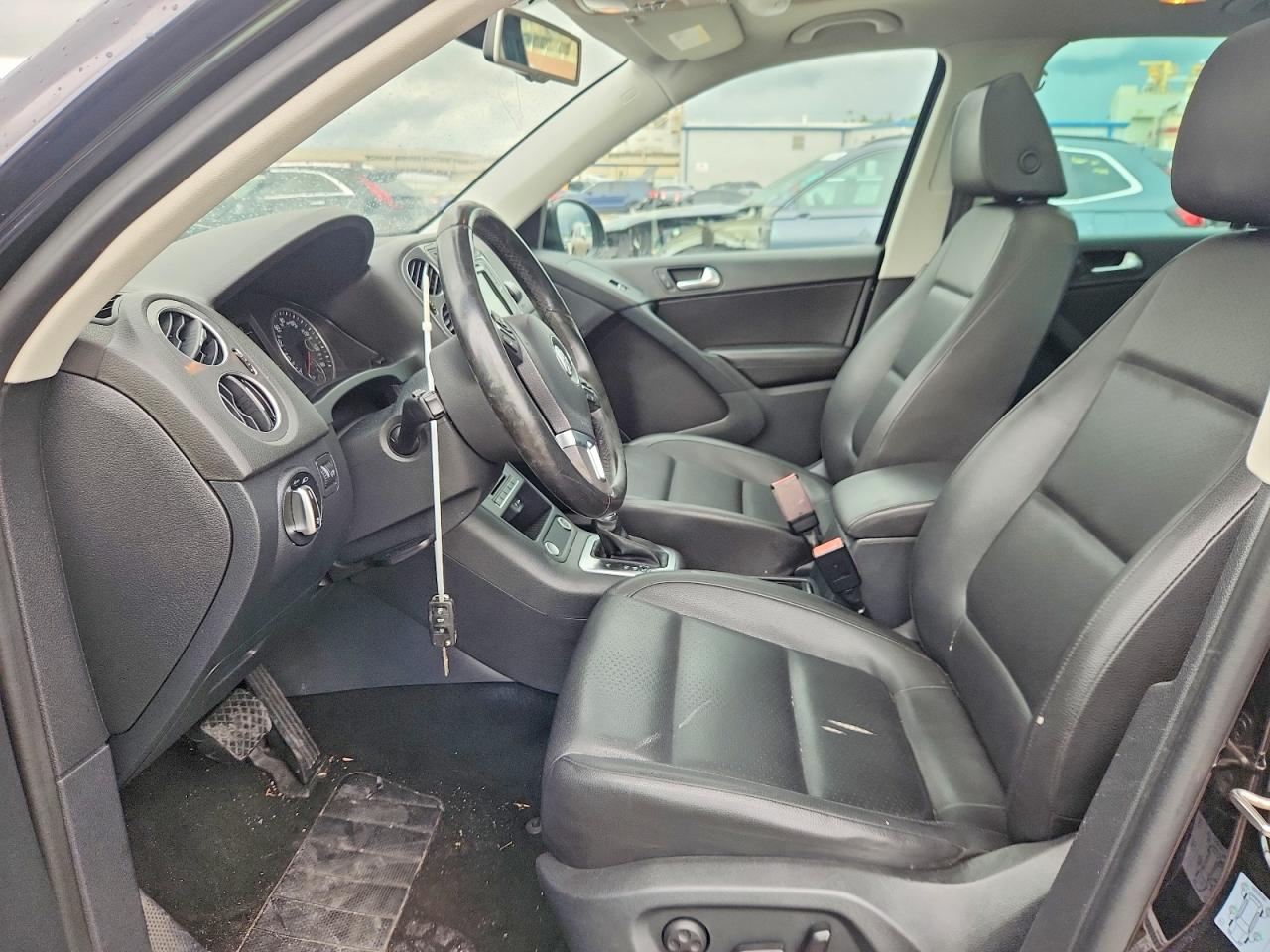 2017 VOLKSWAGEN TIGUAN