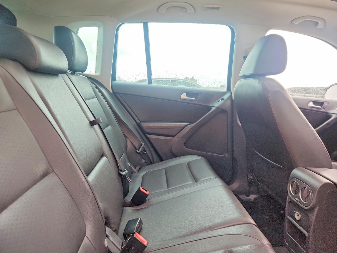 2017 VOLKSWAGEN TIGUAN