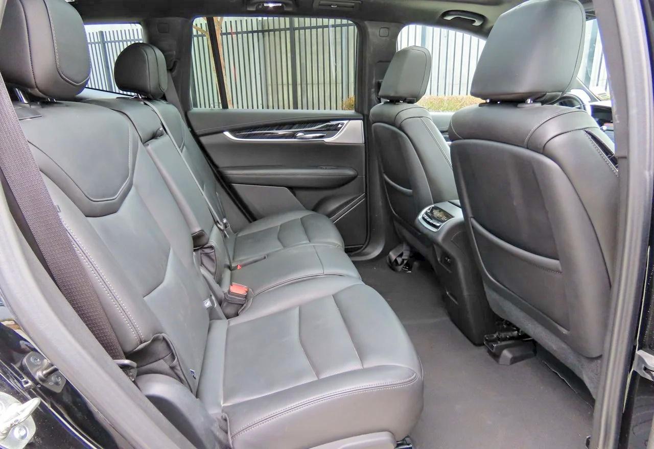 2024 CADILLAC XT6