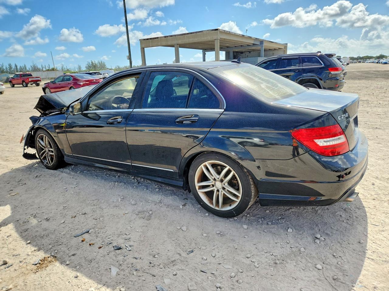 2014 MERCEDES-BENZ C-CLASS