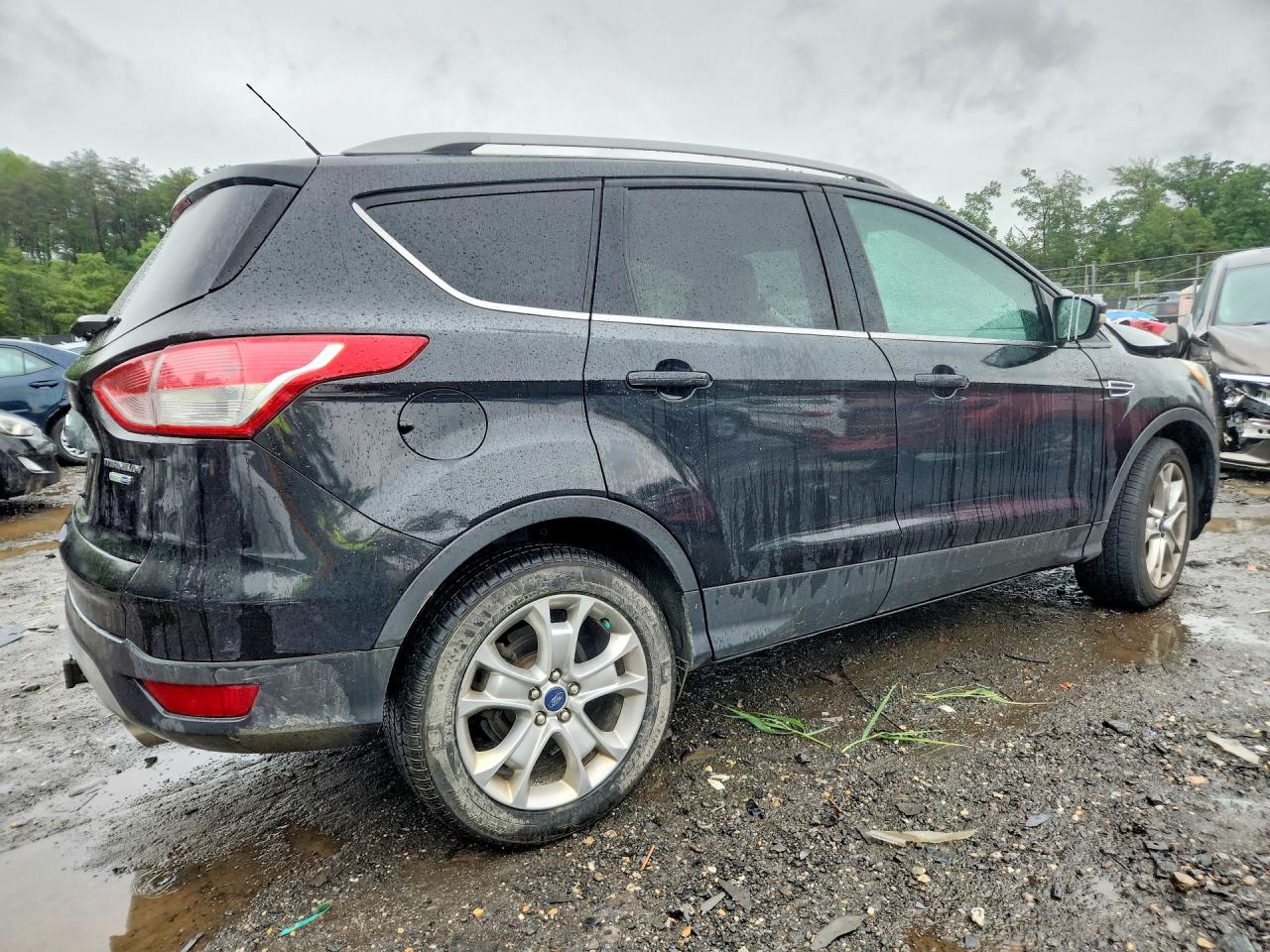 2015 FORD ESCAPE