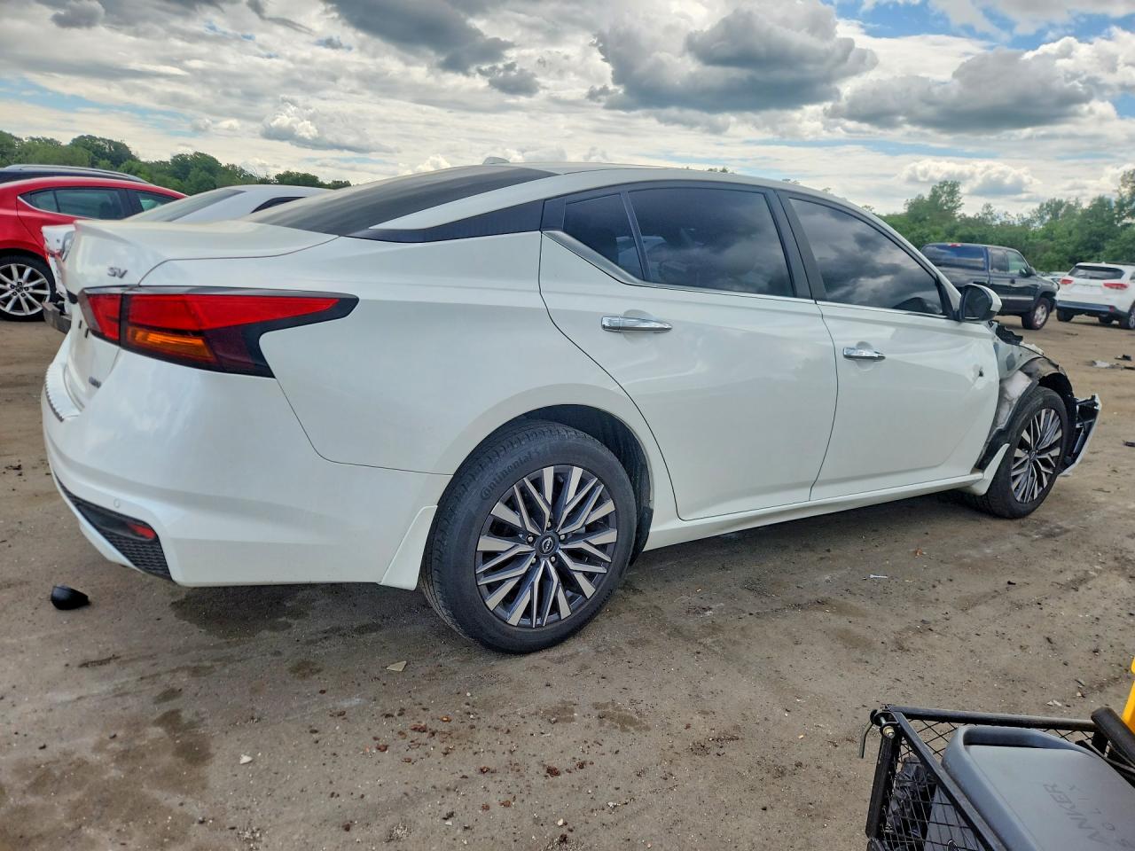2023 NISSAN ALTIMA