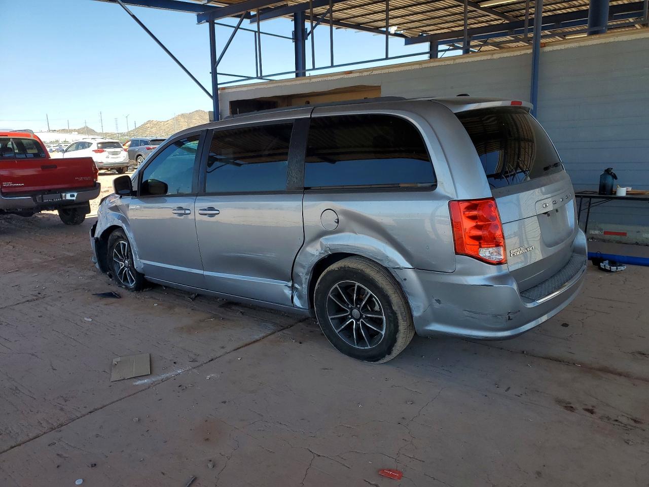 2018 DODGE CARAVAN