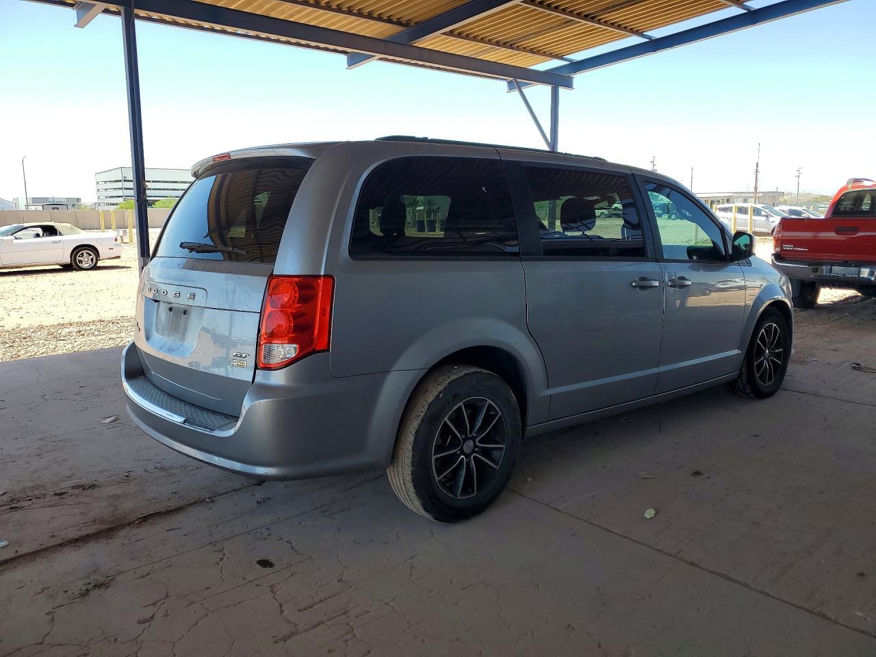 2018 DODGE CARAVAN
