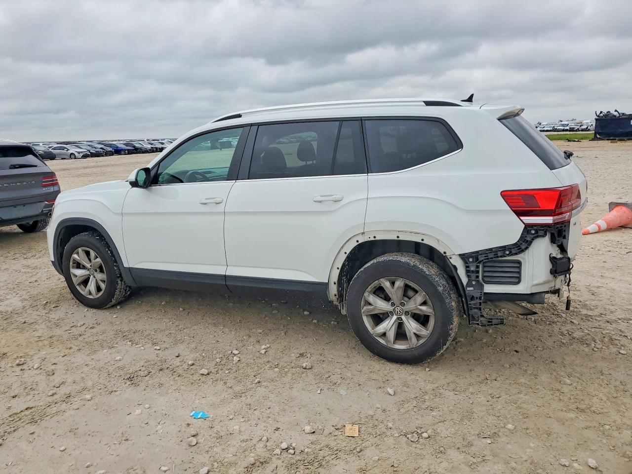 2018 VOLKSWAGEN ATLAS