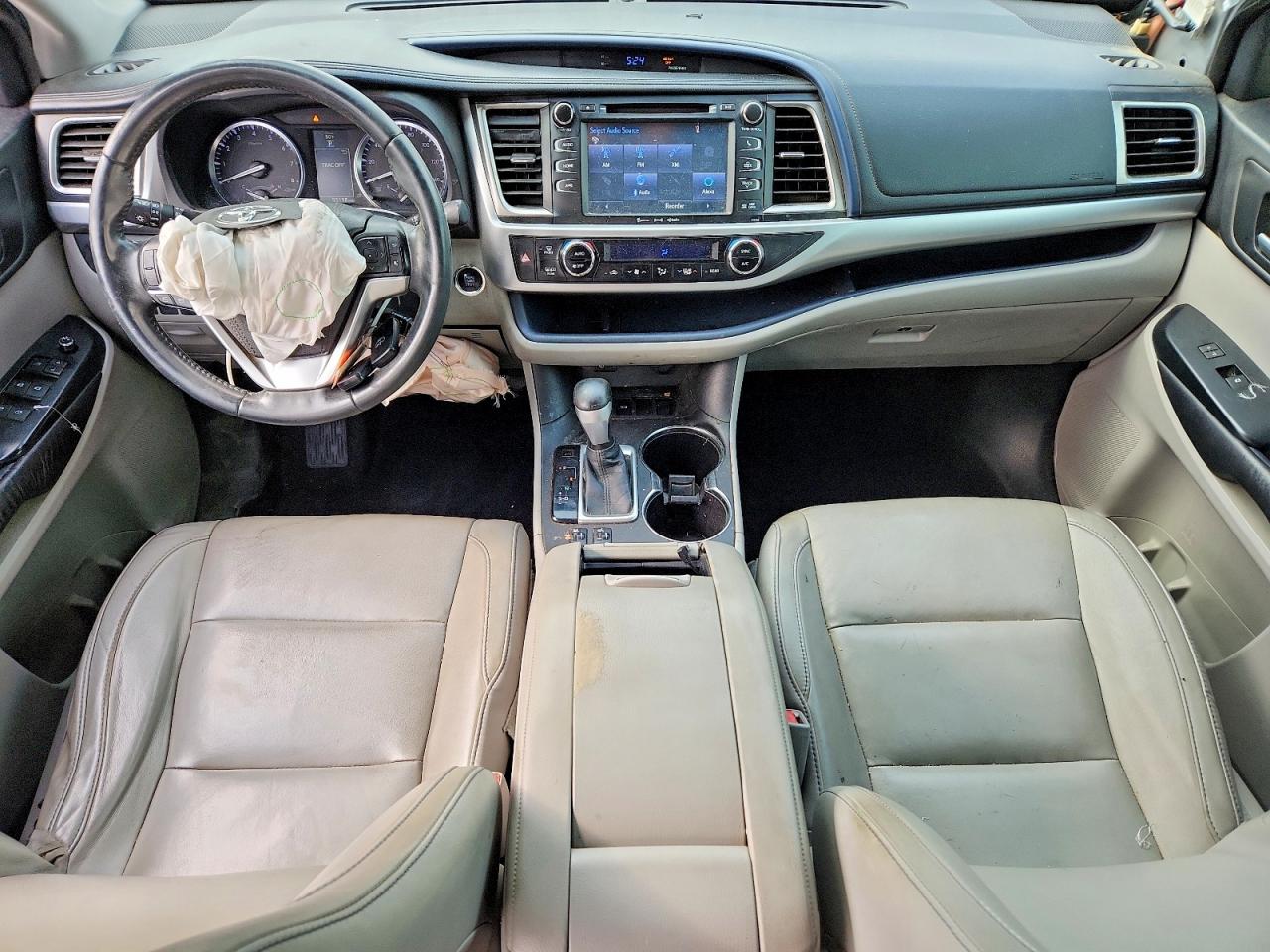 2016 TOYOTA HIGHLANDER