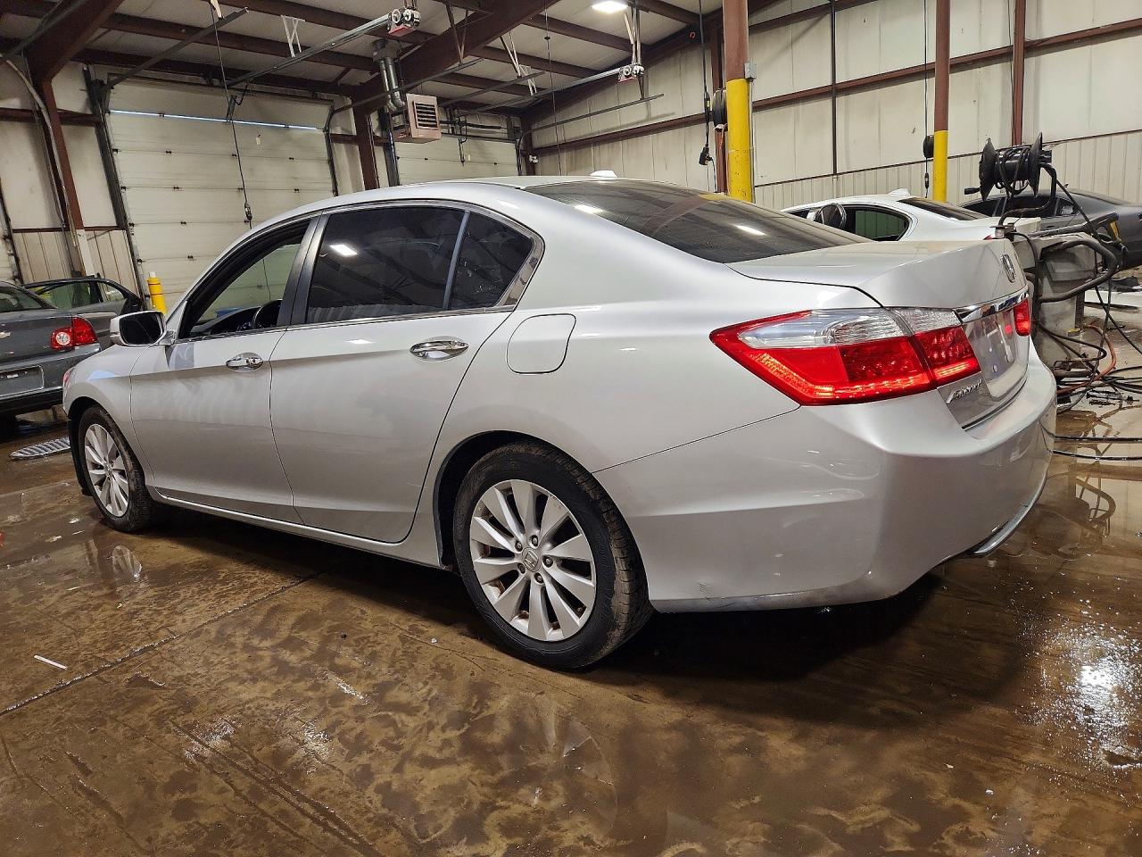 2015 HONDA ACCORD