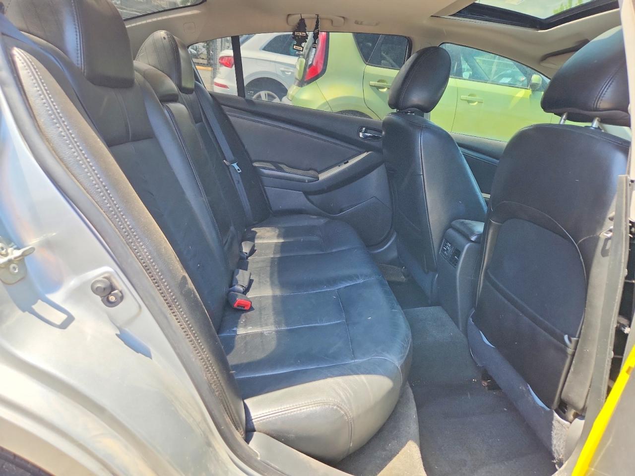2012 NISSAN ALTIMA
