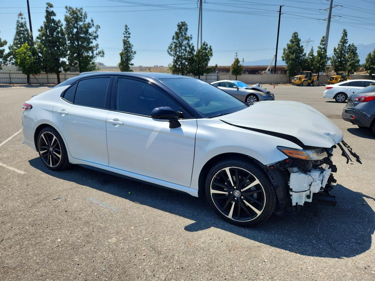2019 TOYOTA CAMRY