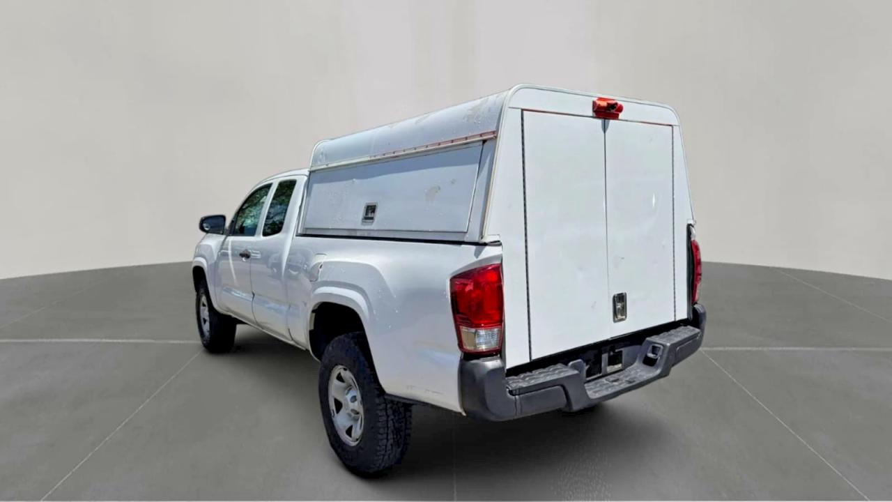2016 TOYOTA TACOMA