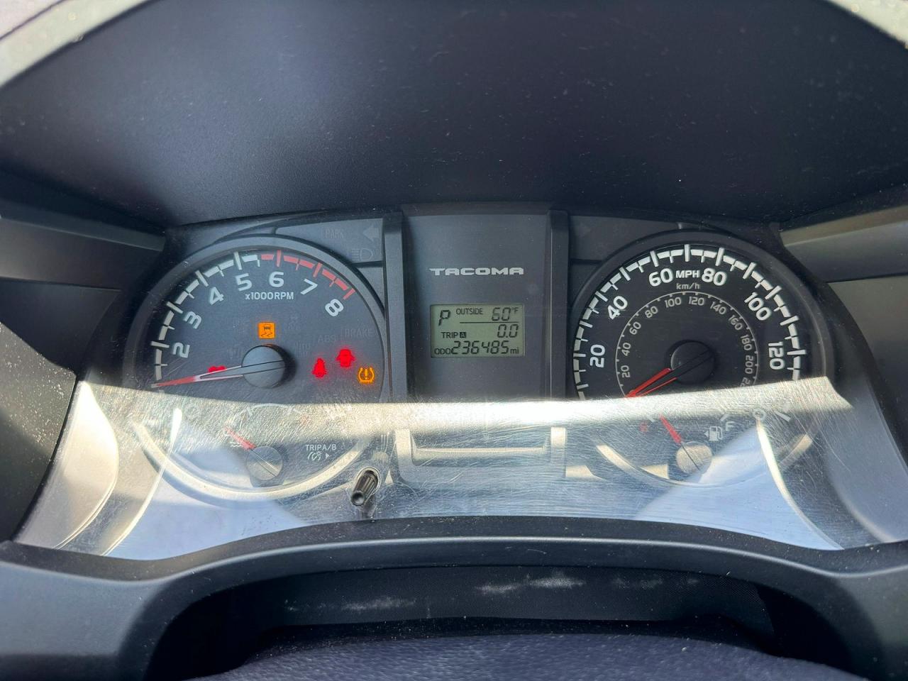 2016 TOYOTA TACOMA