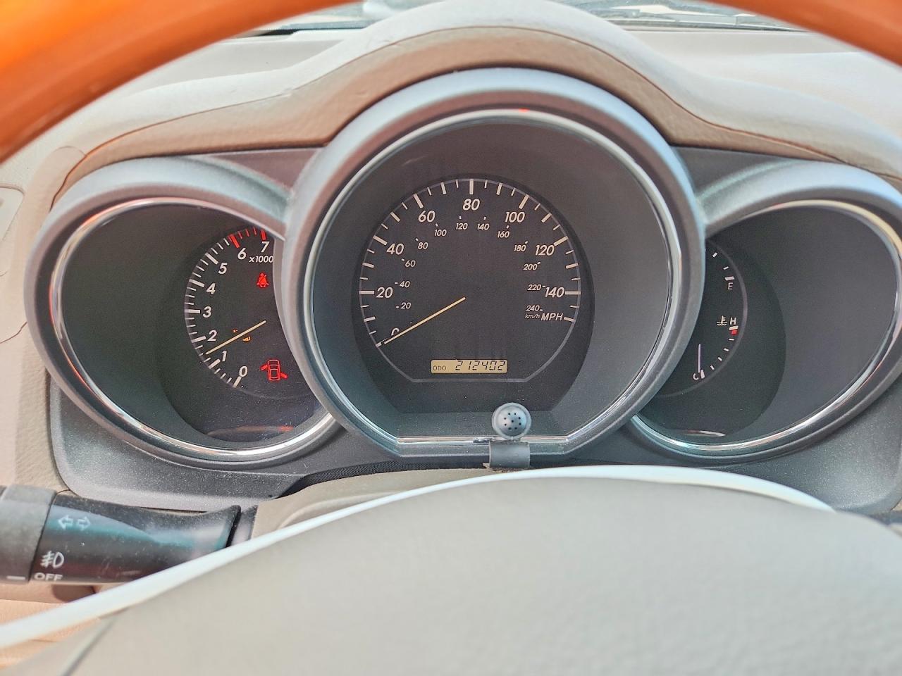 2005 LEXUS RX330