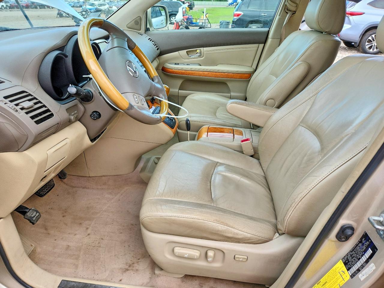2005 LEXUS RX330
