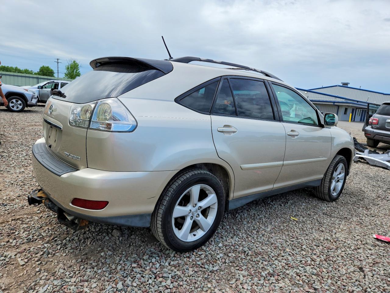 2005 LEXUS RX330