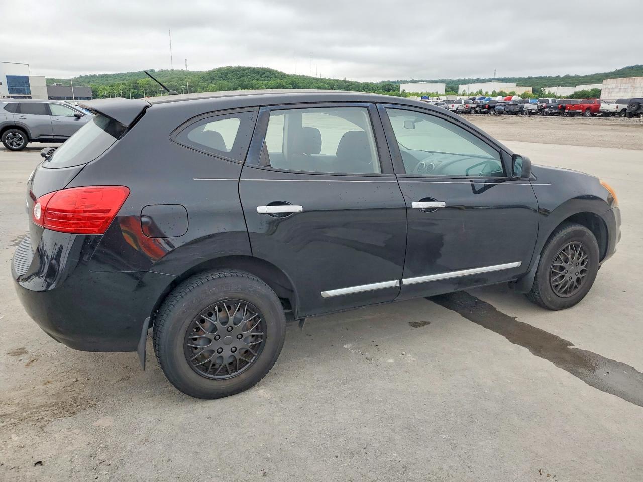 2013 NISSAN ROGUE