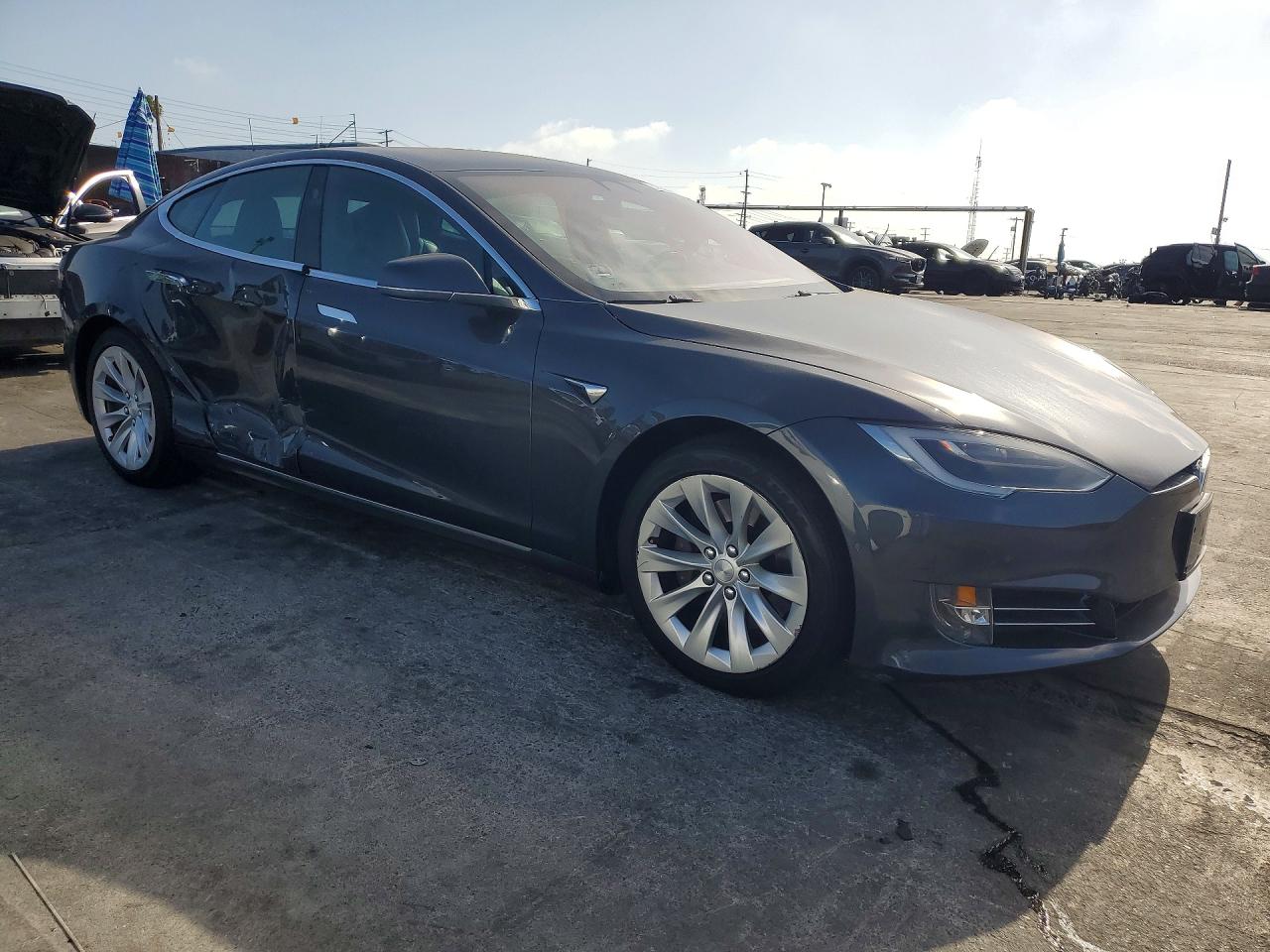 2018 TESLA MODEL S