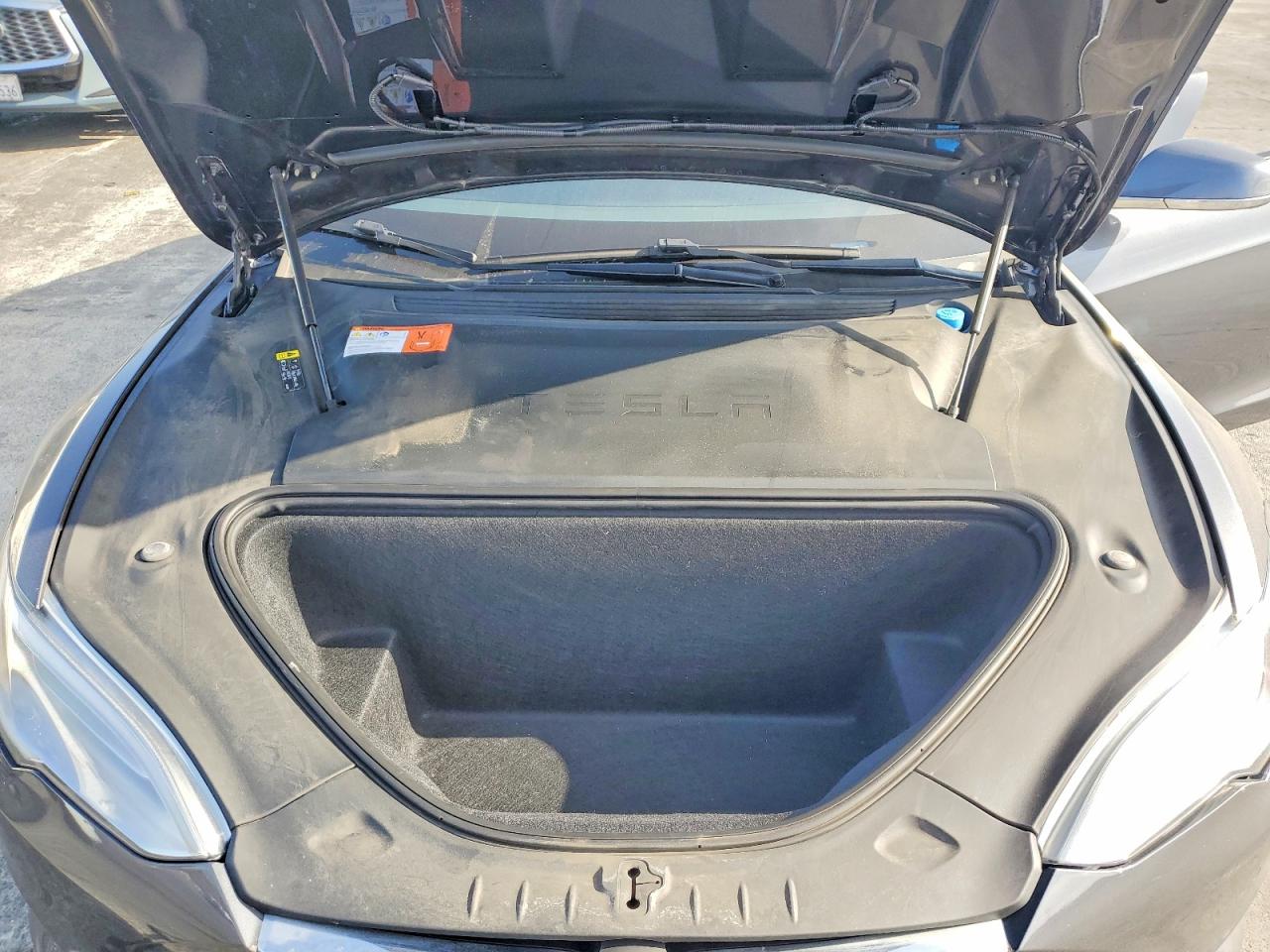 2018 TESLA MODEL S